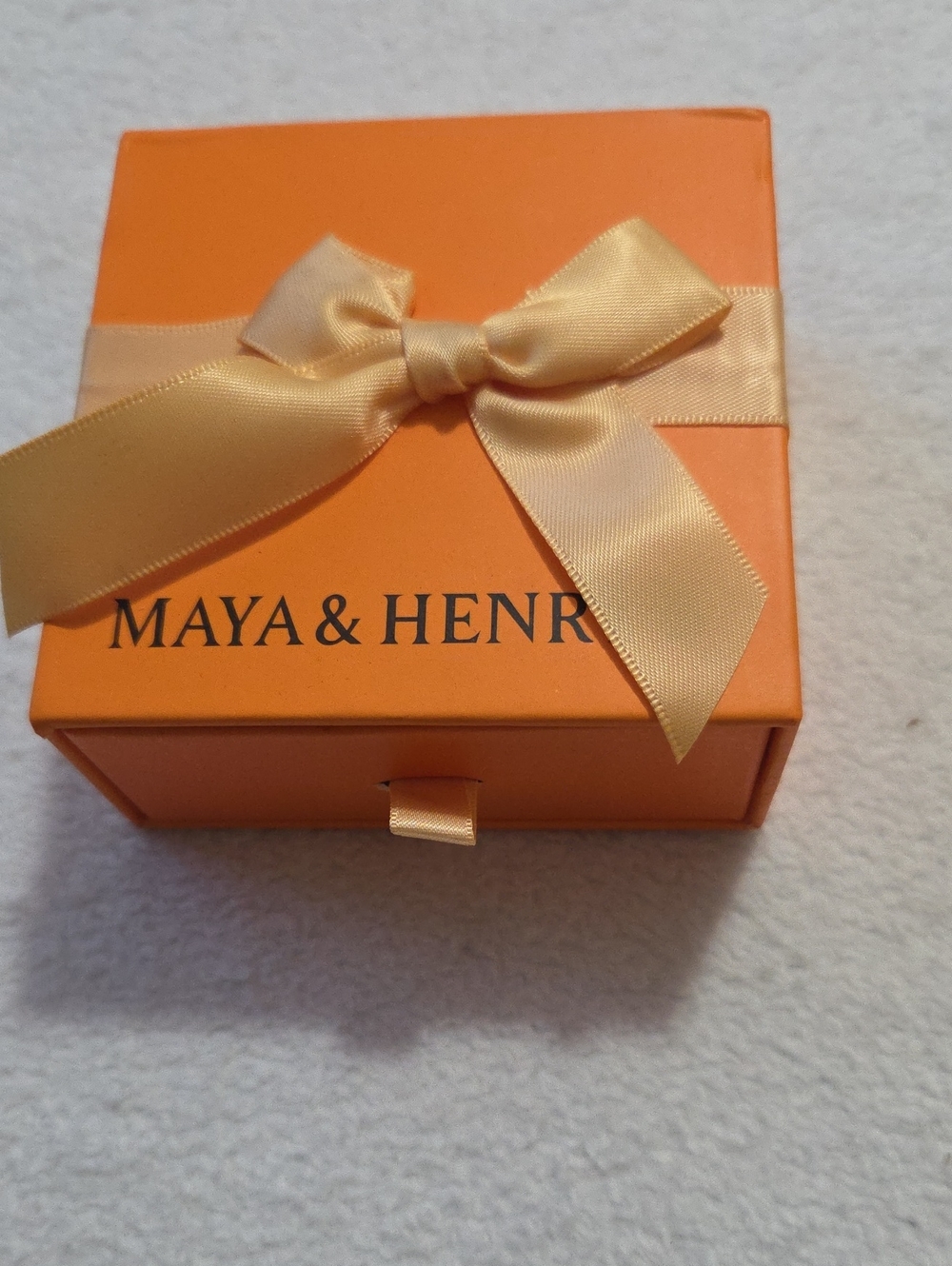 NIB MAYA & HENRY'S 4PC JEWELRY SET